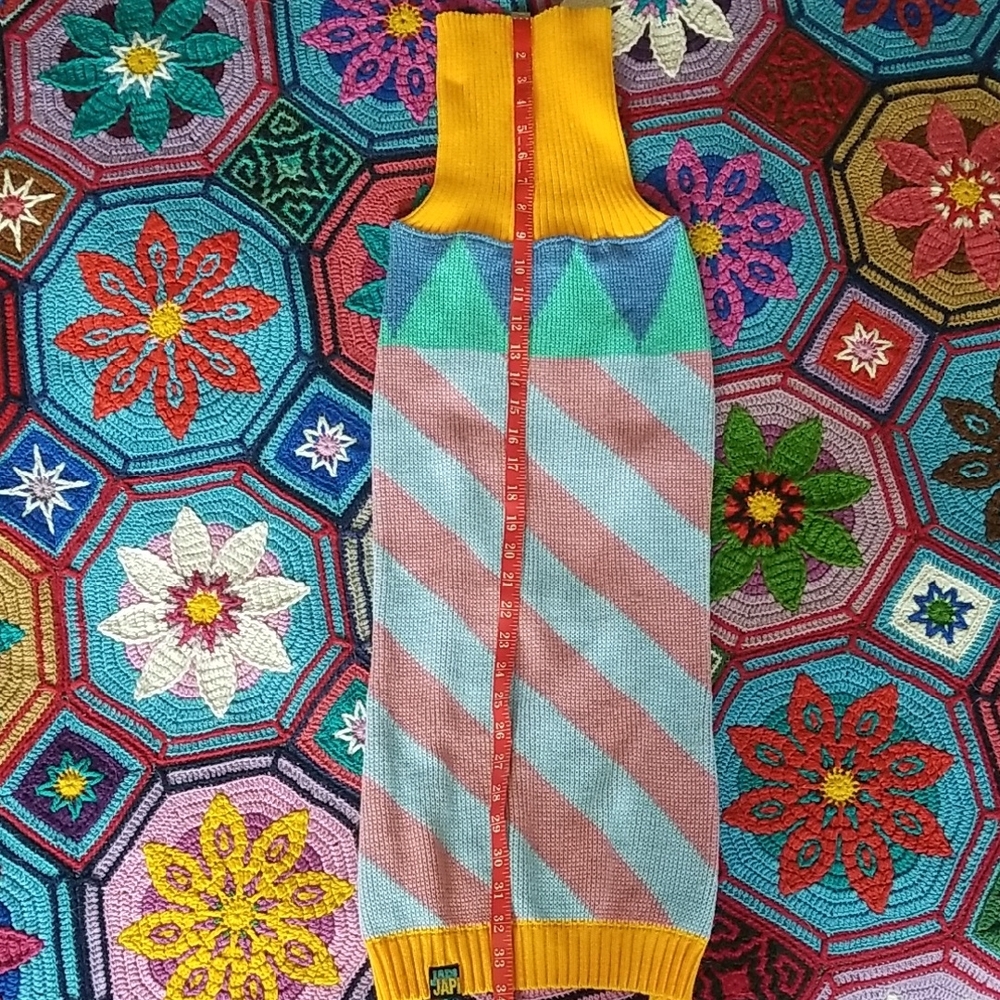 Colorful Geometric Knit Sweater For a Large Dog